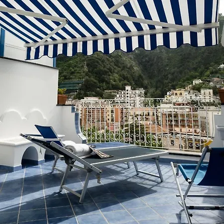 Apartment Libeccio - Flat With Terrace And Sea View, Perfect For Up To 3 Guests *
