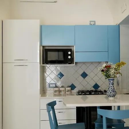 Lägenhet Libeccio - Flat With Terrace And Sea View, Perfect For Up To 3 Guests *