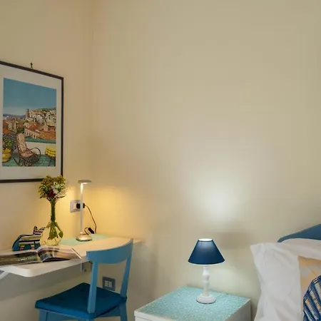 شقة Libeccio - Flat With Terrace And Sea View, Perfect For Up To 3 Guests *