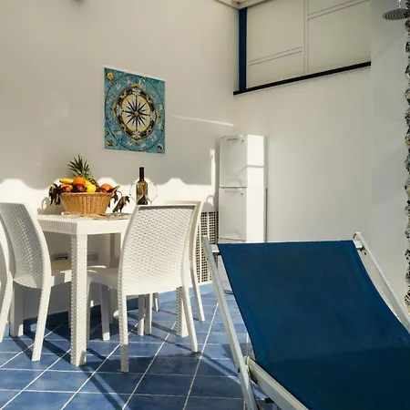 شقة Libeccio - Flat With Terrace And Sea View, Perfect For Up To 3 Guests مايوري
