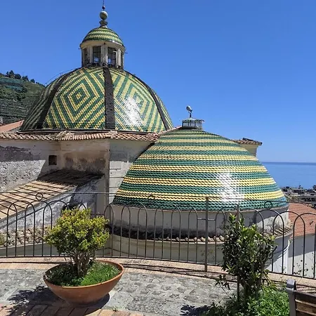 Libeccio - Flat With Terrace And Sea View, Perfect For Up To 3 Guests Апартаменты *