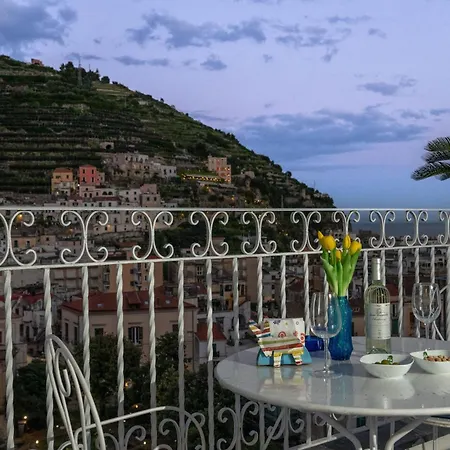 Libeccio - Flat With Terrace And Sea View, Perfect For Up To 3 Guests