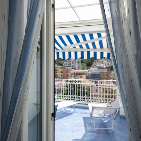 شقة Libeccio - Flat With Terrace And Sea View, Perfect For Up To 3 Guests